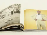 Stevie Wonder: At the Close of a century compilation Produced by Harry Weinger Executive producers: Stevie Wonder and Kedar Massenburg – Ear Books – foto 5 – kavel bij De Kringwink