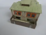 Modelbouw fabriekshal met groene daken – foto 4 – kavel bij De Kringwinkel, Diest