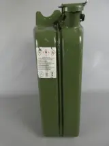 Groene metalen jerrycan 20L – foto 2 – kavel bij De Kringwinkel, Diest