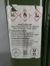 Groene metalen jerrycan 20L – foto 3 – kavel bij De Kringwinkel, Diest