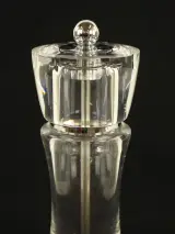 Peugeot peper of zoutmolen van acryl – foto 2 – kavel bij De Kringwinkel, Antwerpen