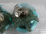 2 turquoise kerstballen – foto 2 – kavel bij De Kringwinkel, Diest