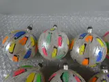 9 kleurrijke kerstballen – foto 2 – kavel bij De Kringwinkel, Diest