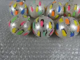 9 kleurrijke kerstballen – foto 4 – kavel bij De Kringwinkel, Diest