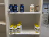 Diverse Supplementen, O.a. Now, Vitals, Mattison – foto 2 – kavel bij Onlineveilingmeester, Groningen