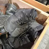 Partij diverse schoenen – foto 4 – kavel bij Domeinen Roerende Zaken, Groningen