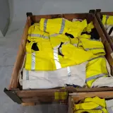 Leren jassen (zonder mouwen) – foto 2 – kavel bij Domeinen Roerende Zaken, Groningen