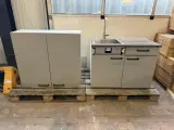 Complete pantry / keukenblok met bovenkasten, lichtgrijs/wit, grijsbruin houtdecor werkblad, | 102,5 cm | bovenkasten 100 cm | 2 pallets – kavel bij Onlineveilingmeester, Hoogeveen