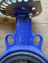 Industriële vlinderklep, AMRI, DN100 PN10/16, blauw/zwart/grijs, DN100 | PN10/16 | vergrendelbare hendel – foto 3 – kavel bij Onlineveilingmeester, Hoogeveen