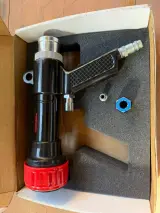 Persluchtvulpistool, Cordstrap, Direct Connect Fast Inflator, zwart/rood, Perslucht vulpistool – artikel 4870000 – foto 3 – kavel bij Onlineveilingmeester, Hoogeveen