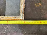 2x Boogvormige stalraamframes, Historisch, wit/roest, 48 cm breed; 30-34 cm hoog – foto 3 – kavel bij Onlineveilingmeester, Hoogeveen