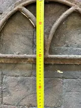 2x Halfronde stalraamframes, Historisch, wit/roest, 37,5 x 21 cm – foto 2 – kavel bij Onlineveilingmeester, Hoogeveen
