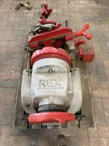 Elektrische pijpdraadsnijmachine, REX, S80AV, grijs/rood, met voetpedaal en draadsnijkoppen – foto 7 – kavel bij Onlineveilingmeester, Hoogeveen