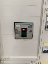 Elektrische verdeelkast, Hager, FG26W / 634503, grijs/wit, 2000, met automaten en 400A hoofdschakelaar – foto 6 – kavel bij Onlineveilingmeester, Hoogeveen