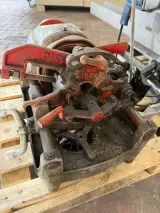 Elektrische pijpdraadsnijmachine, Rothenberger / Piset, P-60, grijs/rood, met losse gereedschappen – foto 3 – kavel bij Onlineveilingmeester, Hoogeveen