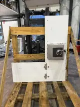 Complete hoekkeuken, Hoekopstelling, grijs/wit, werkblad en bovenkasten | 3 pallets – foto 6 – kavel bij Onlineveilingmeester, Hoogeveen