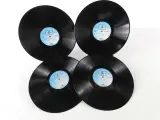 Edith Piaf vinyl platen box set – foto 18 – kavel bij De Kringwinkel, Heverlee
