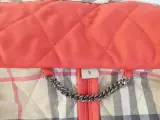 Burberry Brit - gewatteerde damesjas met bijpassend tasje portemonnee – foto 11 – kavel bij De Kringwinkel, Heverlee