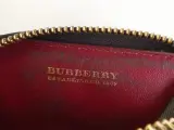 Burberry Brit - gewatteerde damesjas met bijpassend tasje portemonnee – foto 20 – kavel bij De Kringwinkel, Heverlee