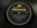 The Beatles - Sgt. Pepper's Lonely Hearts Club Band vinylplaat – foto 7 – kavel bij De Kringwinkel, Heverlee