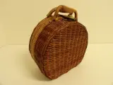 Vintage 13-delig porseleinen kindertheeservies – foto 5 – kavel bij De Kringwinkel, Leopoldsburg