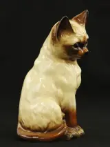 Keramieken Siamese kat en decoratieve visvaas – foto 6 – kavel bij De Kringwinkel, Antwerpen