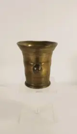 Antieke bronzen vijzel met twee handgrepen – foto 5 – kavel bij De Kringwinkel, Turnhout