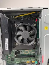 Lenovo ThinkCentre desktop computer met SSD 256Gb – foto 3 – kavel bij De Kringwinkel, Sint-Niklaas