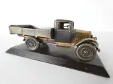 Set van 3 vintage Volvo modelauto's en 1 Volvo S40 schaalmodel – foto 3 – kavel bij De Kringwinkel, Heverlee