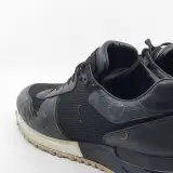 Paar sneakers, maat 7, Louis Vuitton, GO 0221 – foto 7 – kavel bij Domeinen Roerende Zaken, Groningen