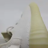 Paar sneakers, maat 44, Adidas Yeezy, CP9366 – foto 10 – kavel bij Domeinen Roerende Zaken, Groningen