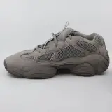 Paar sneakers, maat 44 2/3, Adidas Yeezy, GX3607 – foto 5 – kavel bij Domeinen Roerende Zaken, Groningen