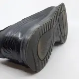 Paar sneakers, Louis Vuitton – foto 12 – kavel bij Domeinen Roerende Zaken, Groningen
