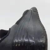 Paar sneakers, Louis Vuitton – foto 10 – kavel bij Domeinen Roerende Zaken, Groningen