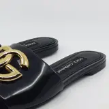 Paar slippers, maat 37, Dolce&Gabbana, CQ0592 – foto 4 – kavel bij Domeinen Roerende Zaken, Groningen