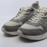 Paar sneakers, maat 45, Dior, DC 08 22 45 – foto 2 – kavel bij Domeinen Roerende Zaken, Groningen