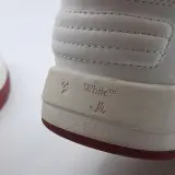 Paar schoenen, maat 44, Off-White – foto 13 – kavel bij Domeinen Roerende Zaken, Groningen
