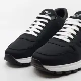 Paar sneakers, maat 11, Prada, 2EE369 – foto 2 – kavel bij Domeinen Roerende Zaken, Groningen