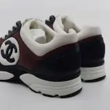 Paar sneakers, maat 45, Chanel, W C45334 – foto 7 – kavel bij Domeinen Roerende Zaken, Groningen