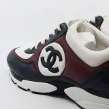 Paar sneakers, maat 45, Chanel, W C45334 – foto 8 – kavel bij Domeinen Roerende Zaken, Groningen