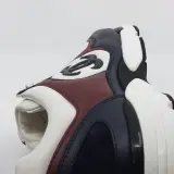 Paar sneakers, maat 45, Chanel, W C45334 – foto 10 – kavel bij Domeinen Roerende Zaken, Groningen