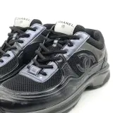 Paar sneakers, maat 45, Chanel, L G45078 – foto 3 – kavel bij Domeinen Roerende Zaken, Groningen