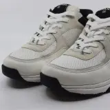 Paar sneakers, maat 44, Chanel, W G38301 – foto 2 – kavel bij Domeinen Roerende Zaken, Groningen