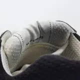 Paar sneakers, maat 45, Chanel, W G45078 – foto 9 – kavel bij Domeinen Roerende Zaken, Groningen