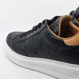 Paar schoenen, maat 9, Louis Vuitton, LD 0291 – foto 7 – kavel bij Domeinen Roerende Zaken, Groningen
