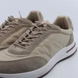 Paar sneakers, maat 45, Loro Piana, Week_end Walk Evo – foto 3 – kavel bij Domeinen Roerende Zaken, Groningen