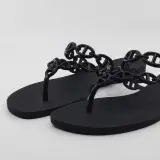 Paar slippers, maat 36, Hermès, S2924 – foto 2 – kavel bij Domeinen Roerende Zaken, Groningen