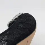 Paar hakken, maat 37, Manolo Blahnik – foto 10 – kavel bij Domeinen Roerende Zaken, Groningen