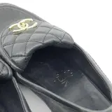 Paar instappers, maat 37, Chanel, D G36646 – foto 8 – kavel bij Domeinen Roerende Zaken, Groningen