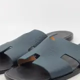 Paar slippers, maat 43, Hermès, AF152415ZH2006 – foto 3 – kavel bij Domeinen Roerende Zaken, Groningen
